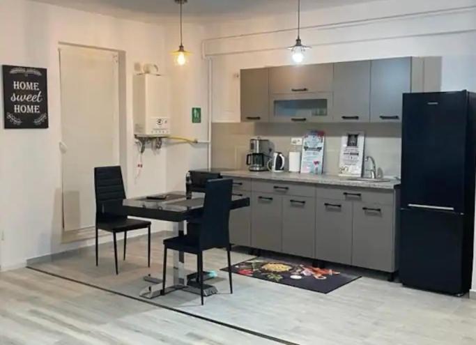 Chic Apartament Complex Inamstro Iasi Exterior photo